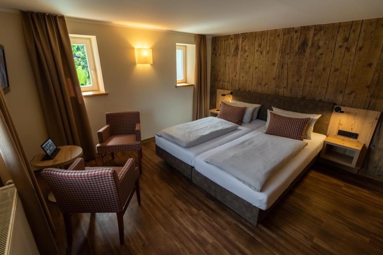 Dammschenke Gasthof & Hotel 쿠로르트존스도르프 외부 사진