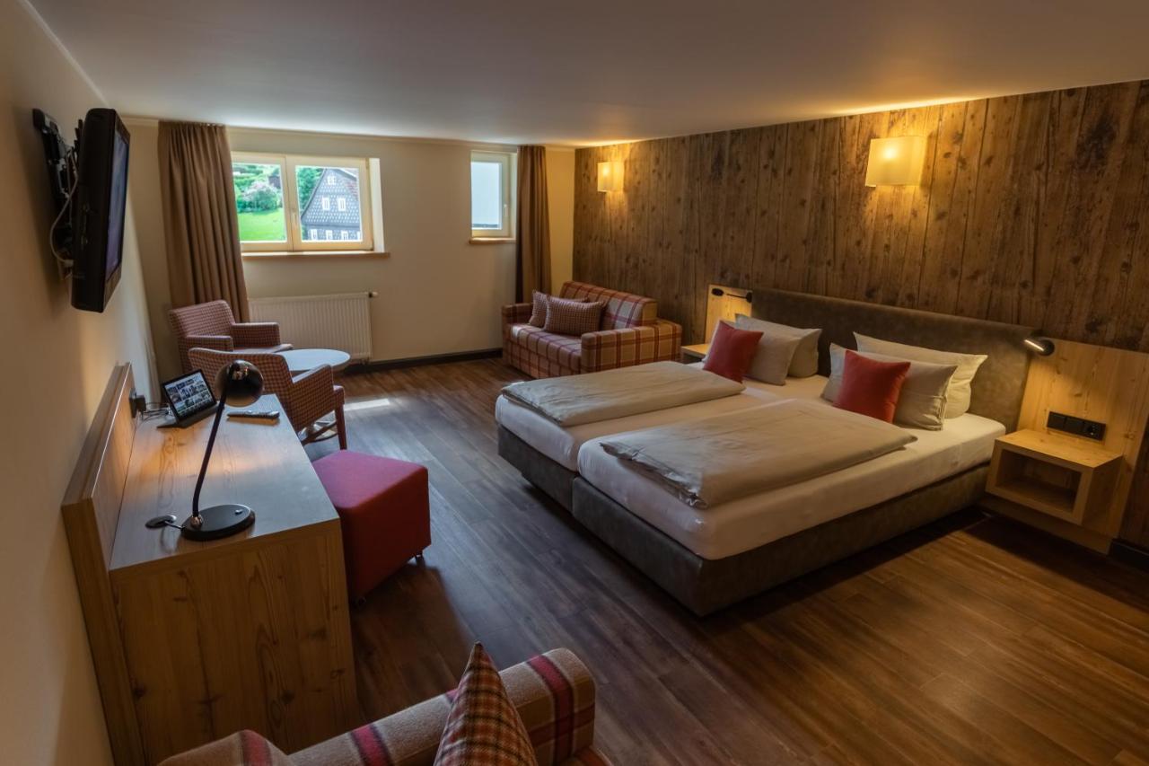 Dammschenke Gasthof & Hotel 쿠로르트존스도르프 외부 사진