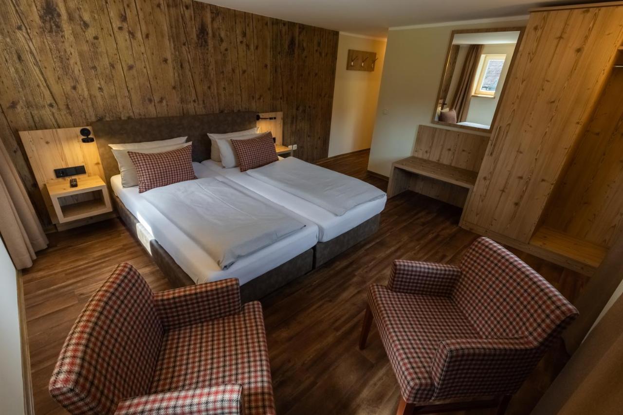Dammschenke Gasthof & Hotel 쿠로르트존스도르프 외부 사진