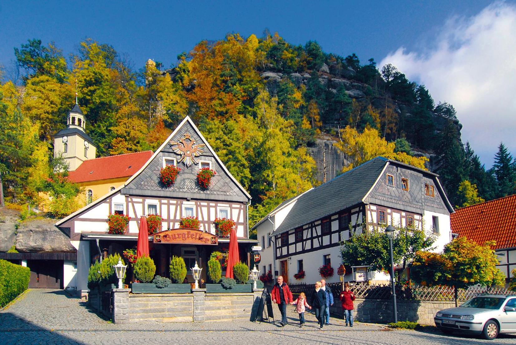 Dammschenke Gasthof & Hotel 쿠로르트존스도르프 외부 사진