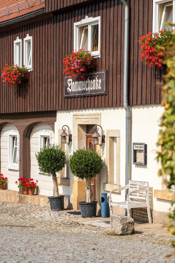 Dammschenke Gasthof & Hotel 쿠로르트존스도르프 외부 사진