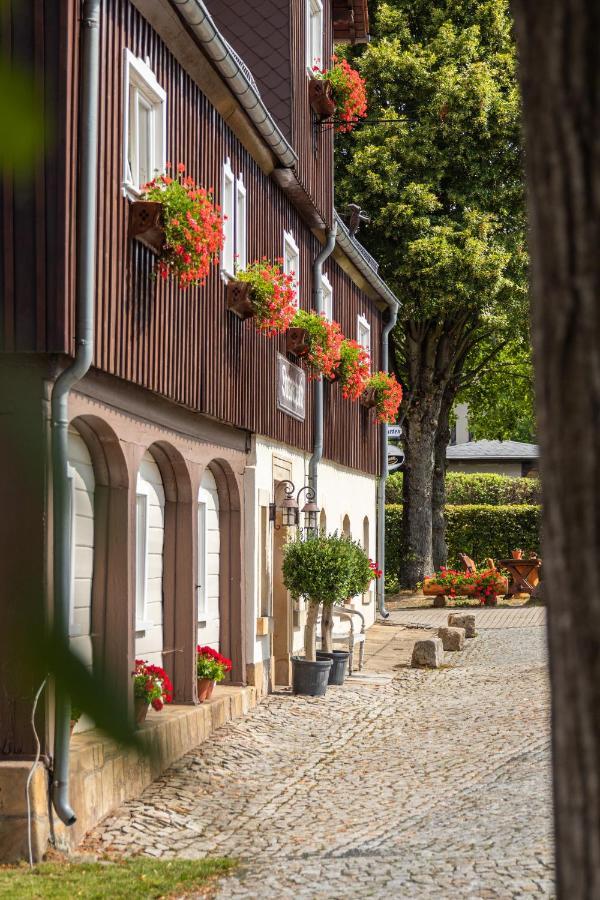 Dammschenke Gasthof & Hotel 쿠로르트존스도르프 외부 사진